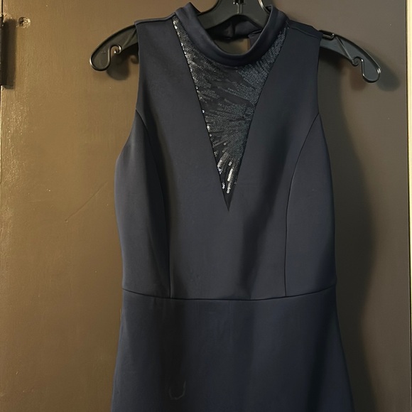 3 for $20 GUESS Women's Solid Sheath Navy Blue Dress Size 4 - Picture 1 of 9